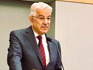 trump-khawaja-asif-meeting
