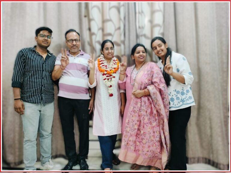 YASHIKA GOYAL ने हरियाणा बोर्ड में 12वीं की परीक्षा में दूसरा स्थान हासिल किया