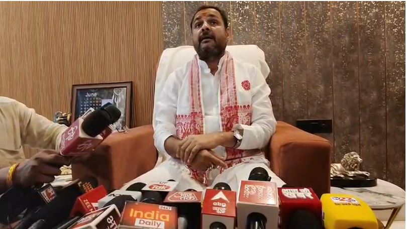 Banda MLA SlapRow- विधायक जी की सफाई