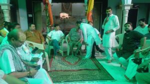 Mathura News Will the Goswami community take Banke Bihari with them