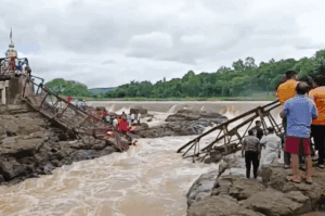 Indrayani River Bridge Collapse : A Grim Reminder of Infrastructure Neglect in Maharashtra !