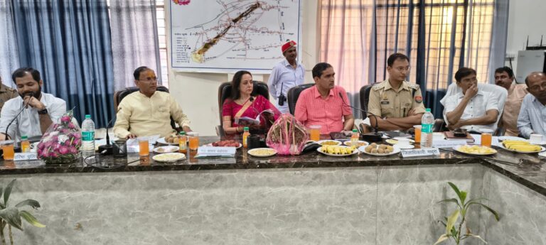 Govardhan Fair-हेमा मालिनी ने की समीक्षा बैठक