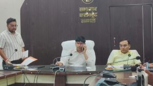 Sambhal News: Sambhal will be rejuvenated, DM took charge, 5 rivers will be renovated