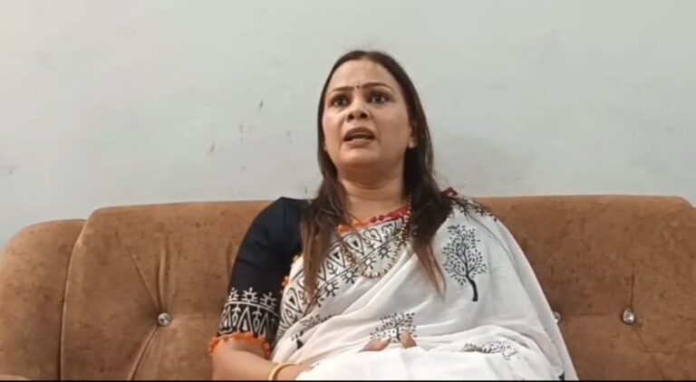 Male Commission की कोई ज़रूरत नहीं! बागपत में महिला आयोग की सदस्य के बयान से मचा बवाल