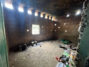 Banda में Sanskrit Education बना सरकारी मज़ाक, न पाठशाला न पाठ