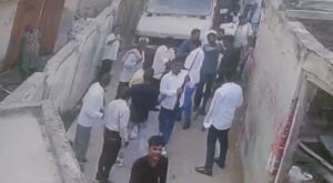 Bulandshahr wedding clash: शादी में DJ नहीं, डंडे बजे