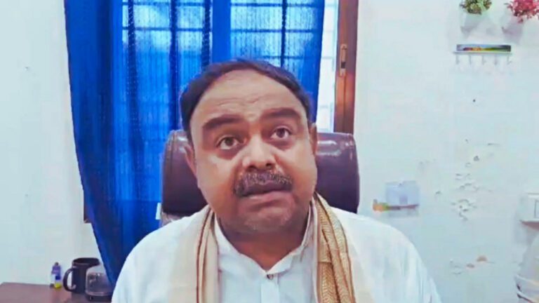 bhagalpur- मंत्री संतोष सिंह का राहुल गांधी पर हमला