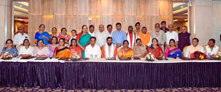 All India Mayors Executive Council.