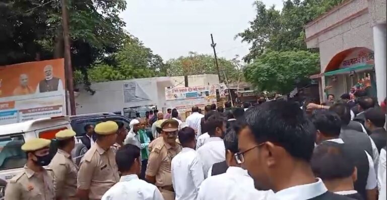 वकील-पुलिस विवाद