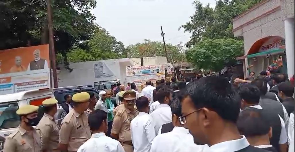 वकील-पुलिस विवाद