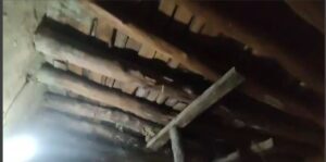 poor family-मुरादाबाद में गरीब परिवार के पास नहीं है मकान