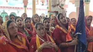 Banke Bihari Mandir Corridor का विरोध