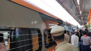 "Amrit Bharat Express Inauguration: जब मोदी जी ने दिखाई हरी झंडी