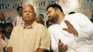 Bihar Politics: बिहार विधानसभा चुनाव से जुड़े सभी फैसले लेंगे Lalu Yadav और Tejasvi Yadav