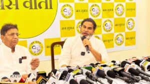 Bihar Election 2025 - Prashant Kishor का तीखा वार: वोटर लिस्ट से ठाकरे बंधुओं तक, सब पर सवाल"