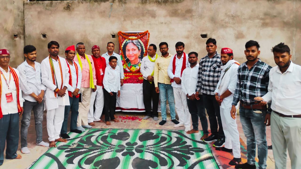 Phoolan Devi Unity of Nishad community creates stir in UP politics