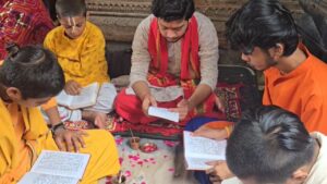 Banke Bihari Corridor : Crisis on Kunj lanes in Vrindavan sharp sarcasm of Brijvasis with Sunderkand!"