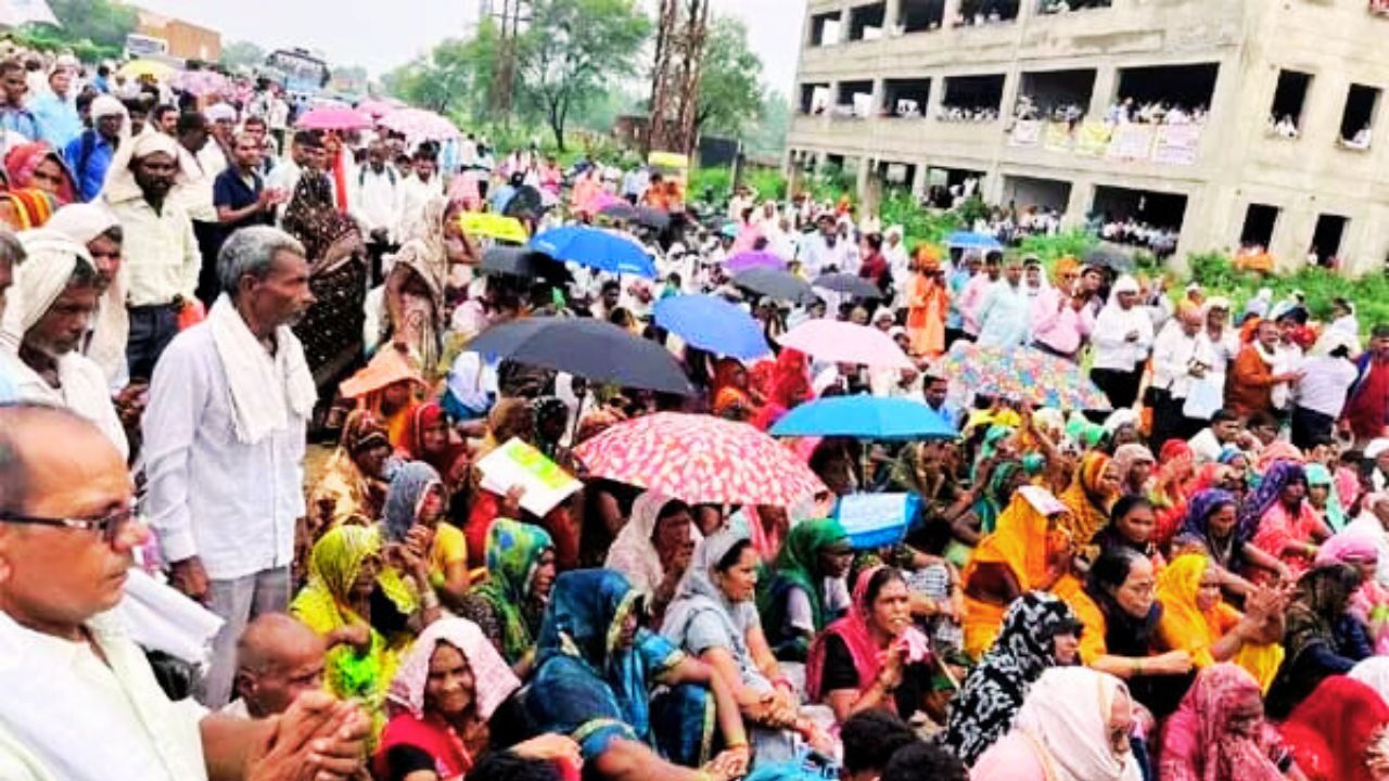 Victims of Chit Fund Fraud : Victims from 20 states raised a united voice in Mathura