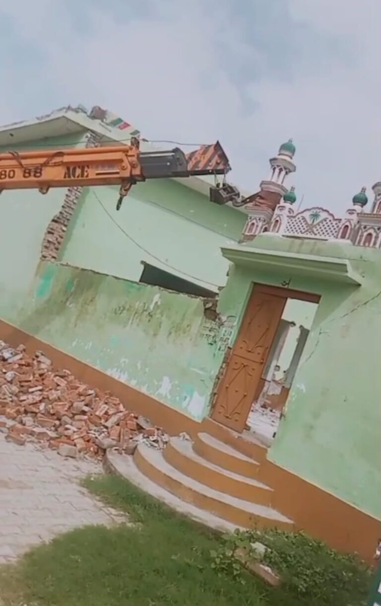 Illegal Mosque- संभल में बुलडोजर