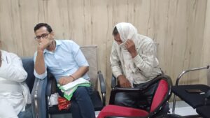 Moradabad Bribery Case: बाबू की रिश्वत वाली दुकान बंद