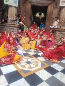 “VIP Darshan Ban: ठाकुर जी अब VIP भक्तों से तौबा!”