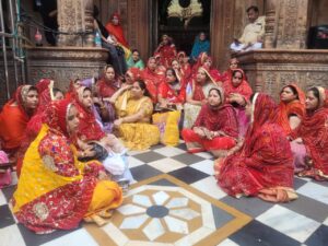 “VIP Darshan Ban: ठाकुर जी अब VIP भक्तों से तौबा!”