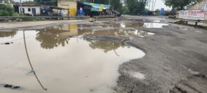 Fatehabad-Firozabad Road Pothole का खेल