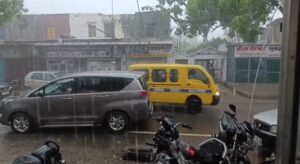 Bulandshahr Rain: झमाझम बारिश से खुली नगर पालिका की पोल,
