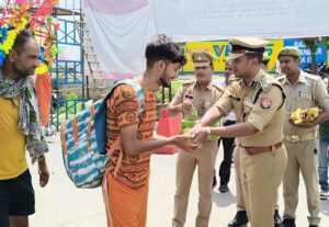 Kanwar Yatra 2025: DIG साहब सड़कों पर,