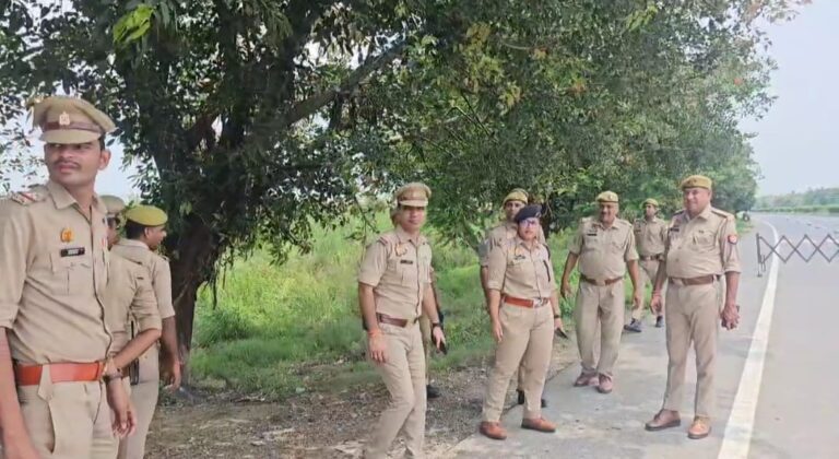 Tez Raftar Vehicles: बुलंदशहर कांवड़ मार्ग पर तेज रफ्तार वाहनों की चेकिंग