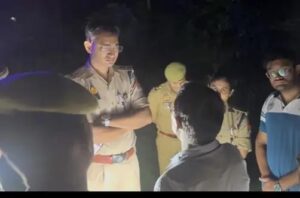 Farah Silver Loot-mathura