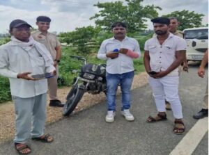 Thief In CM Saini Rally.