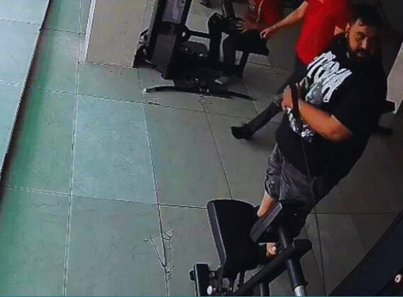 Heart Attack In Gym.