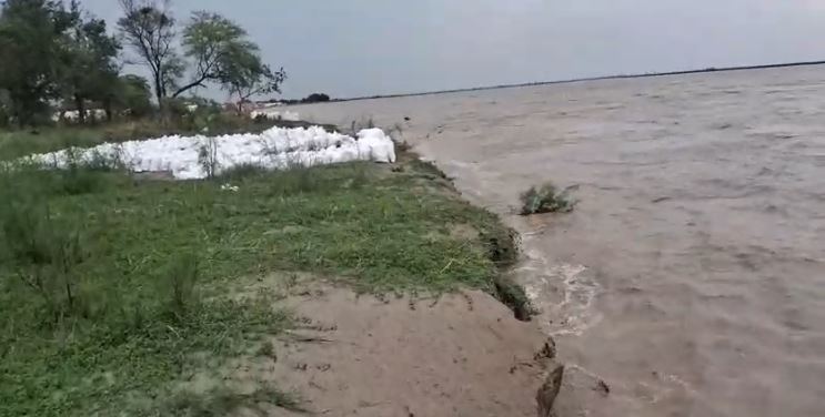 Flood Alert- घाघरा और सरयू नदी उफान पर