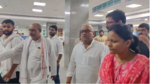 RaeBareli Murder: अजय राय पीड़ित परिवार से मिले