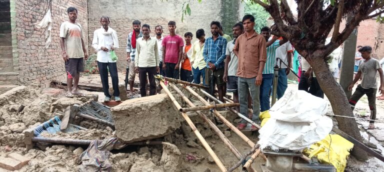 Shahjahanpur News: बारिश से गिरी कच्ची दीवार, युवक की दर्दनाक मौत