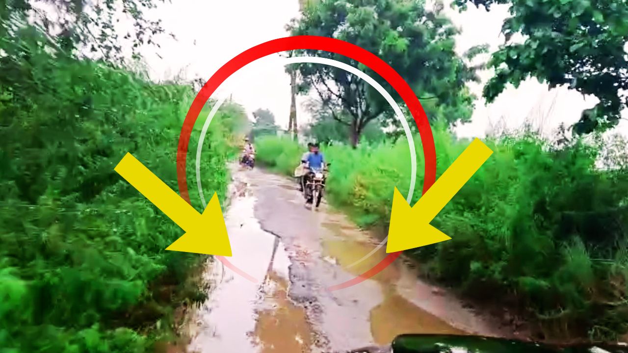 The bad road of Bhakar Why does development not reach Bhakar village of Firozabad after 70 years of neglect