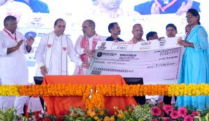 Sambhal Projects CM Yogi.