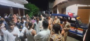 Firozabad News: रामनगर में युवक पर चाकू से ताबड़तोड़ हमला