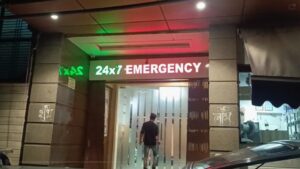 Firozabad News: फिरोजाबाद की छात्रा अंजली की ड्रेसिंग के दौरान मौत, परिवार पर टूटा दुखों का पहाड़