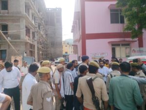 Mathura News: ससुर-बहू का आत्मदाह, कटघरे में पूरा सिस्टम !