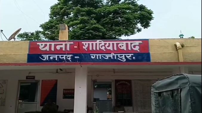 Warrant Against Ghazipur SHO.