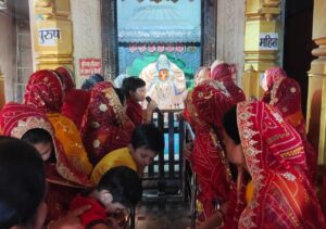 Vrindavan News: बांके बिहारी कॉरिडोर और न्यास का विरोध 71वें दिन भी जारी