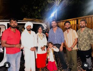 Haryanvi Family Met Akshay Kumar.