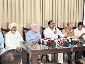 Abhay Chautala On Hooda Family.