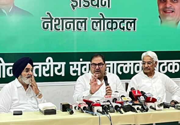 Abhay Chautala On Hooda Family.