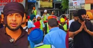 Akhilesh Yadav Honored Mankirt Aulakh.