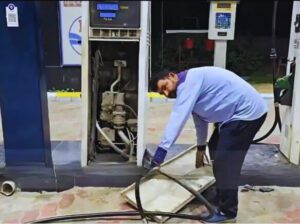 Petrol Pump Fuel Theft Gang.