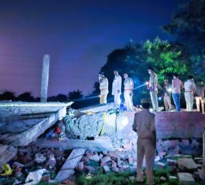 Ayodhya Blast: उड़ गई छत, चकनाचूर हुई दीवार, एक झटके में सबकुछ तबाह !