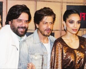 Jaideep Ahlawat's Success Story: कभी गोबर उठाता था और आज 7 STAR होटल में ठहरता है ये कलाकार !